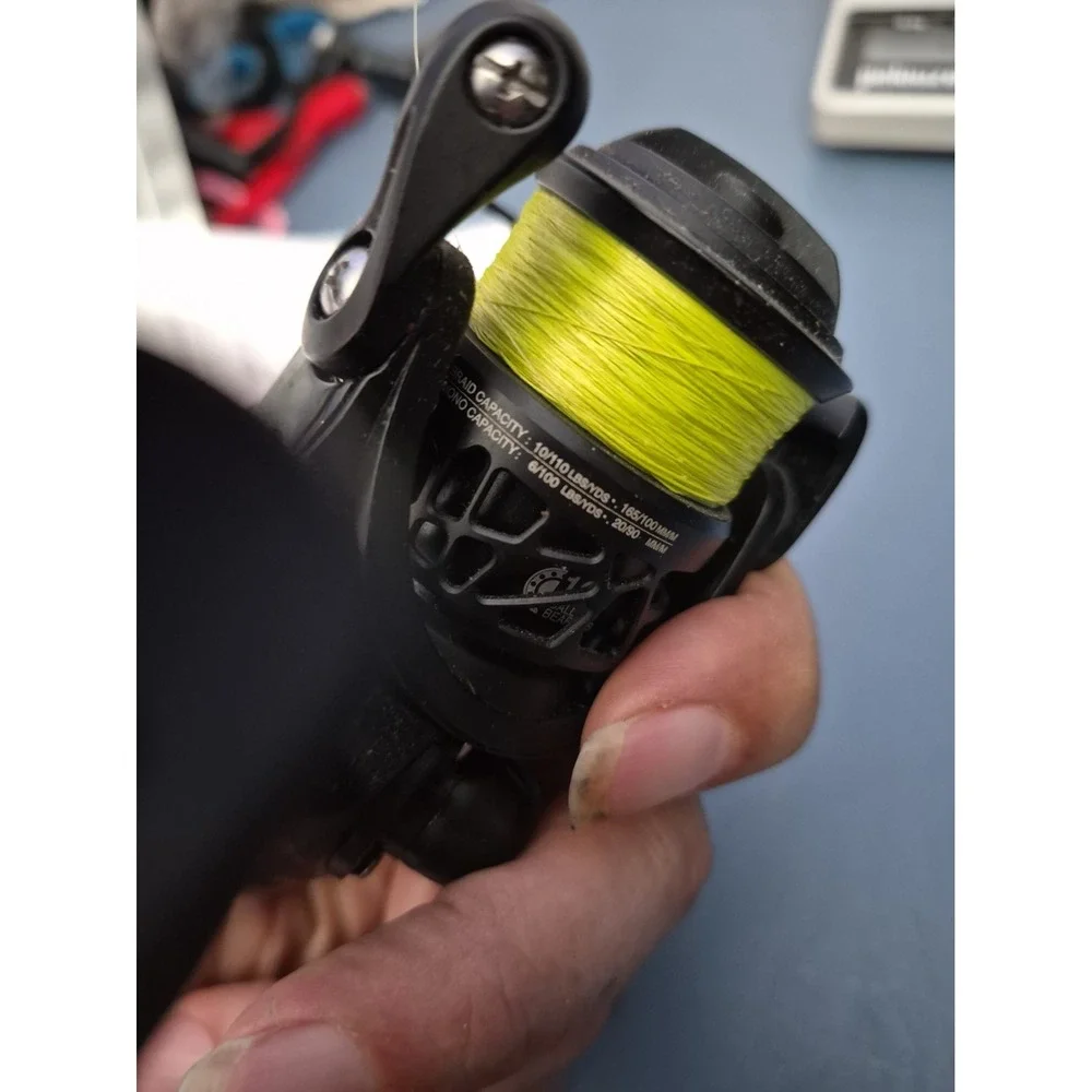 Piscusfun Carbon X 1000 Spinning Reel Eu C